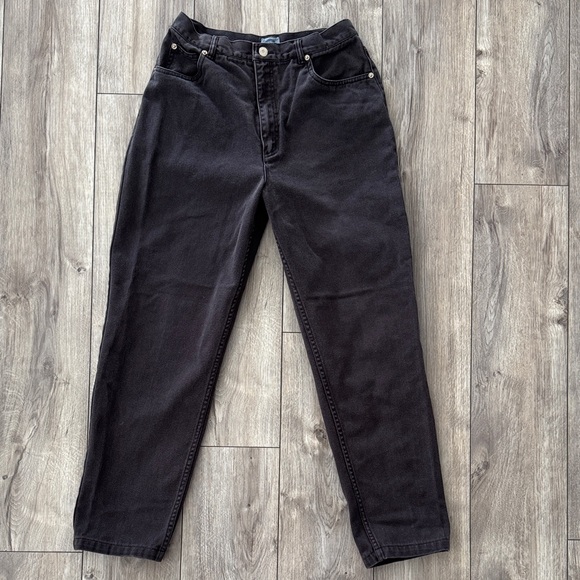 Wrangler Denim - Wrangler Women's Dark Gray Straight Leg Jeans